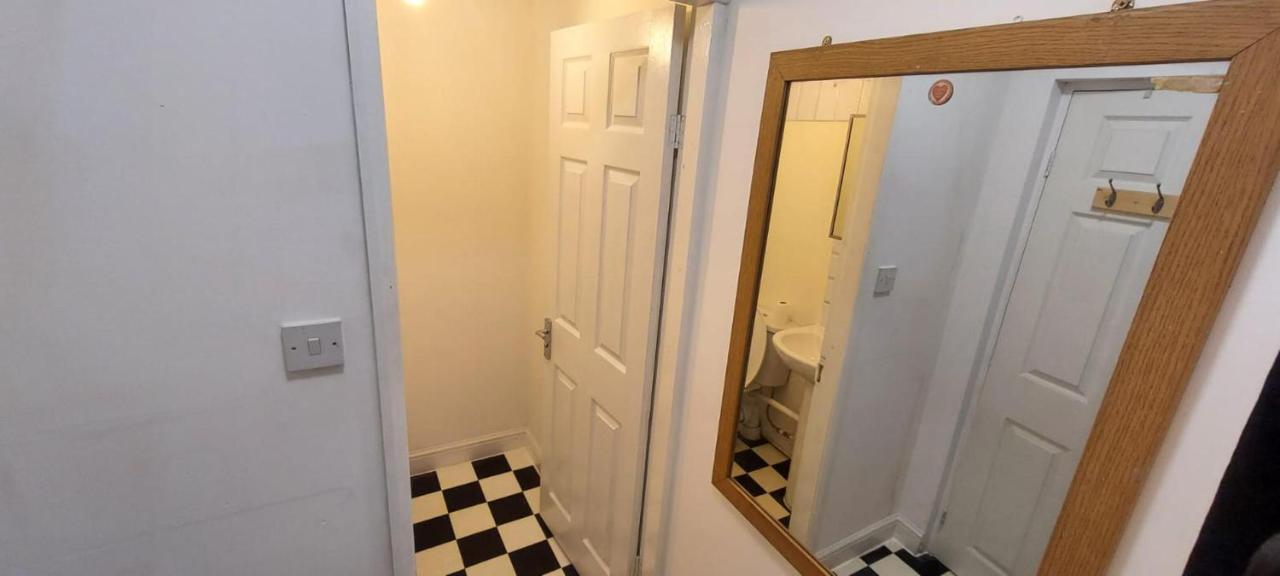 Lovely 3-Bed Apartment In Parkgate רוטרהאם מראה חיצוני תמונה